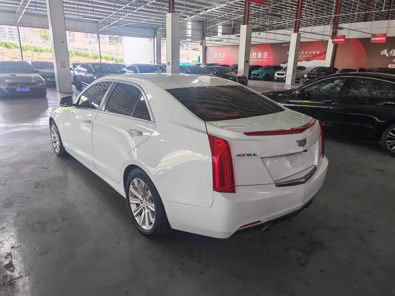 Cadillac ATS-L