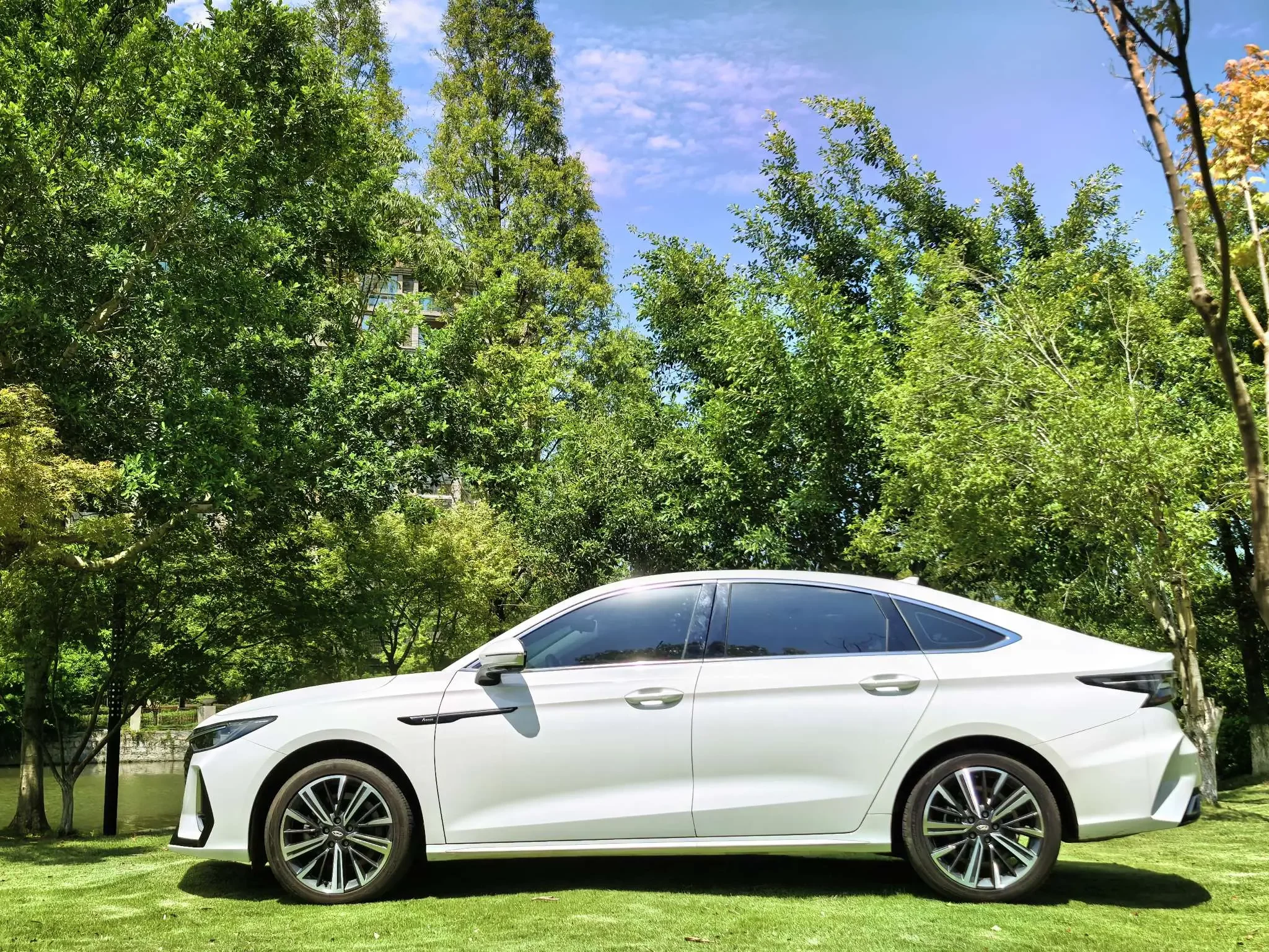 Chery Arrizo 8