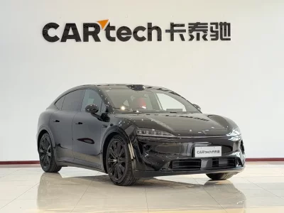 Luxeed Zhijie R7