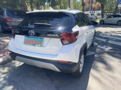 Toyota Yaris L