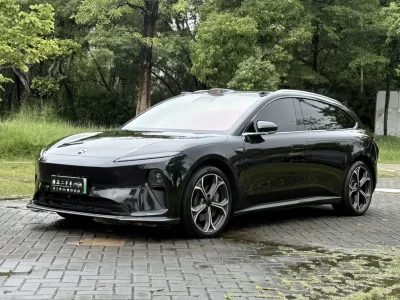 NIO ET5T