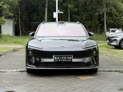 NIO ET5T