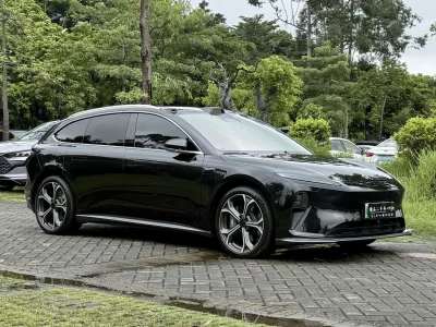 NIO ET5T