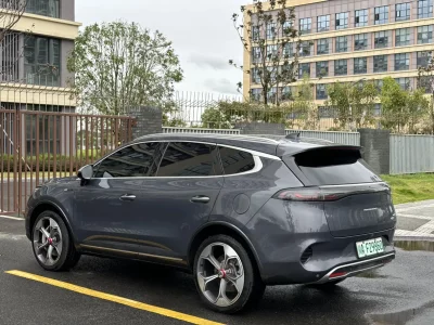 Denza X PHEV