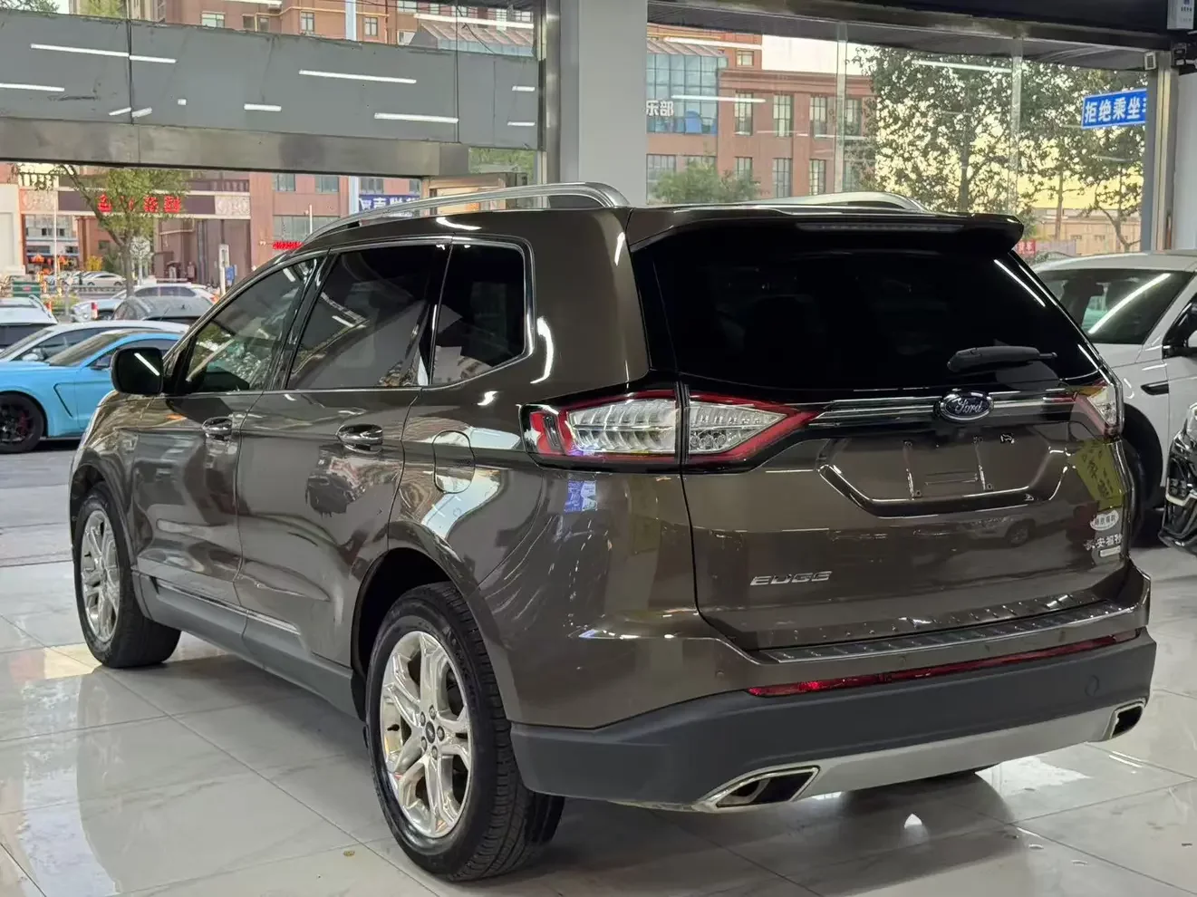 Ford Edge
