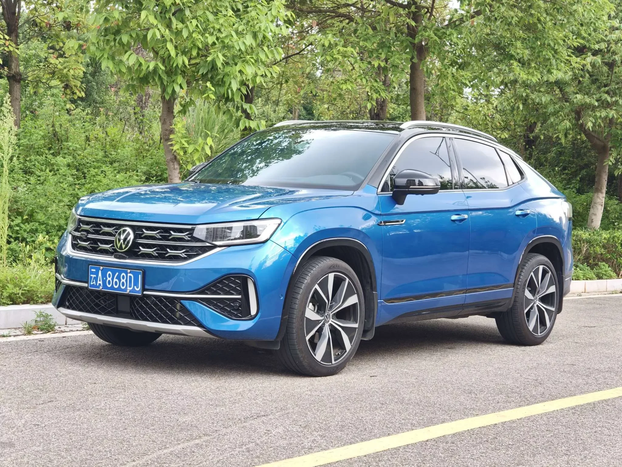 VOLKSWAGEN TAYRON X