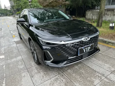 Chery Arrizo 8
