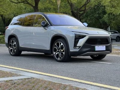 NIO ES8
