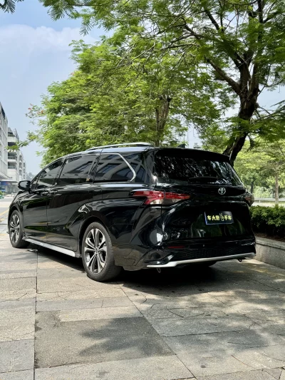 Toyota Granvia