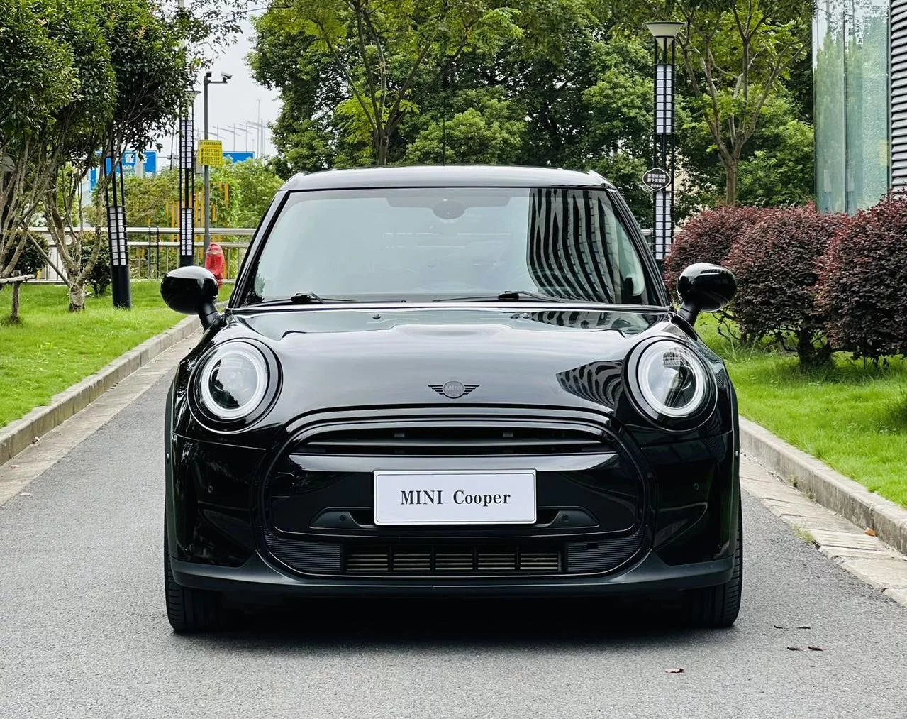 MINI MINI