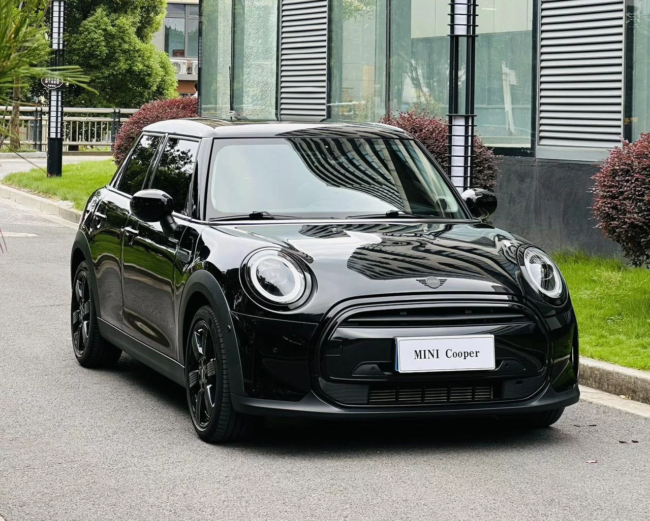 MINI MINI
