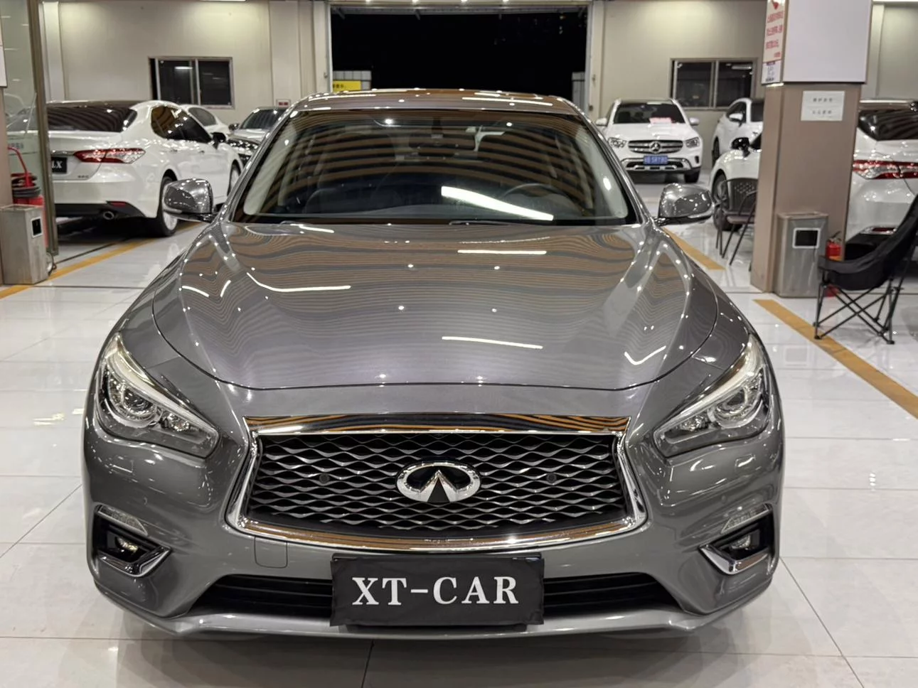 Infiniti Q50L