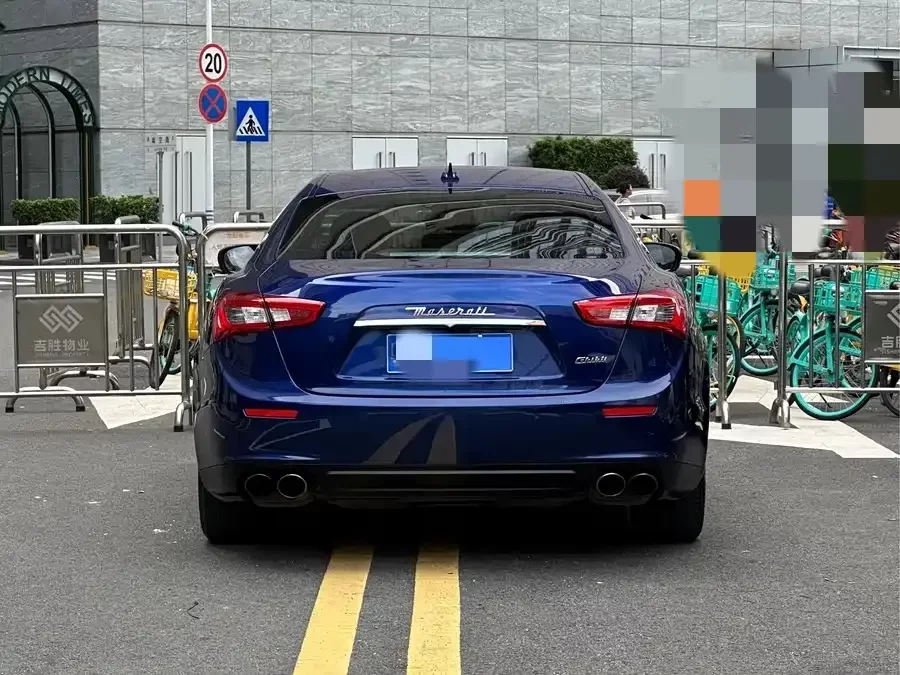 Maserati Ghibli