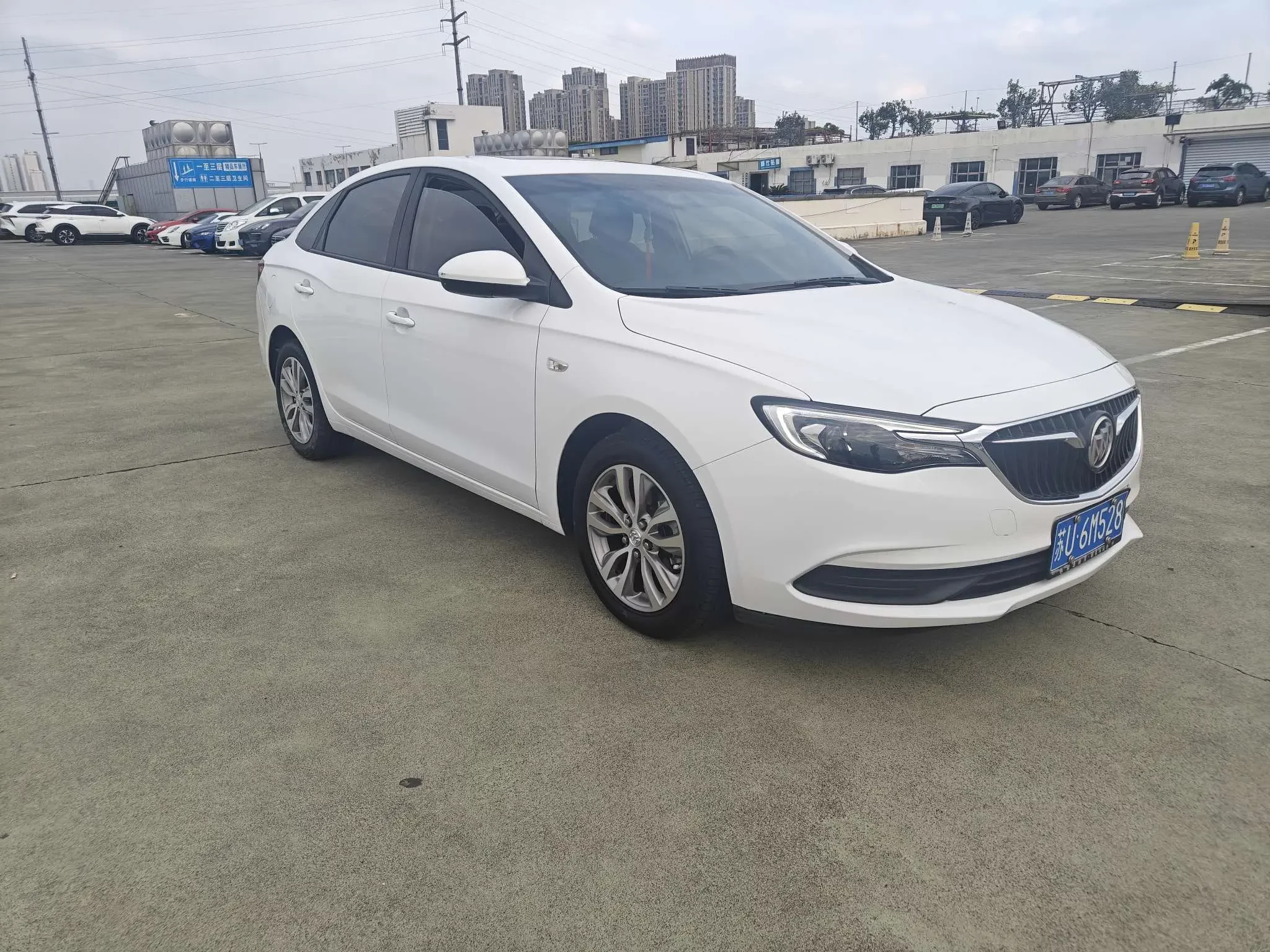 Buick Yinglang