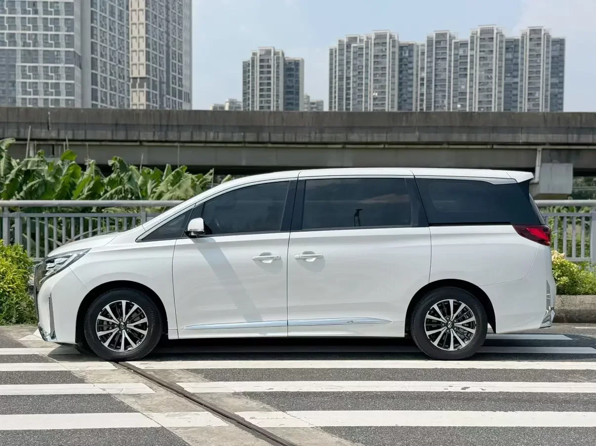 GAC Trumpchi M8