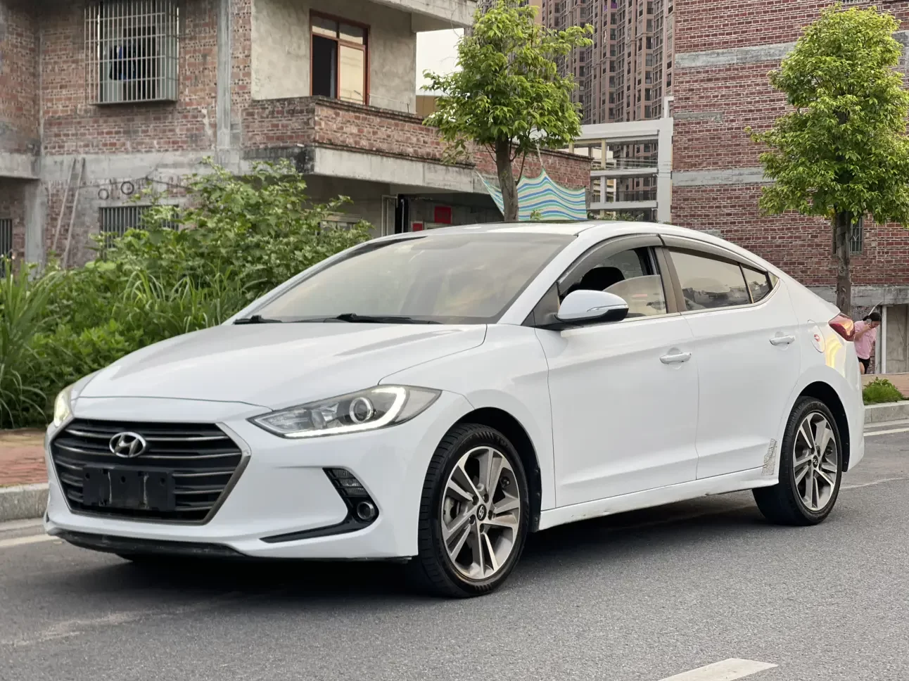 Hyundai Elantra Lingdong