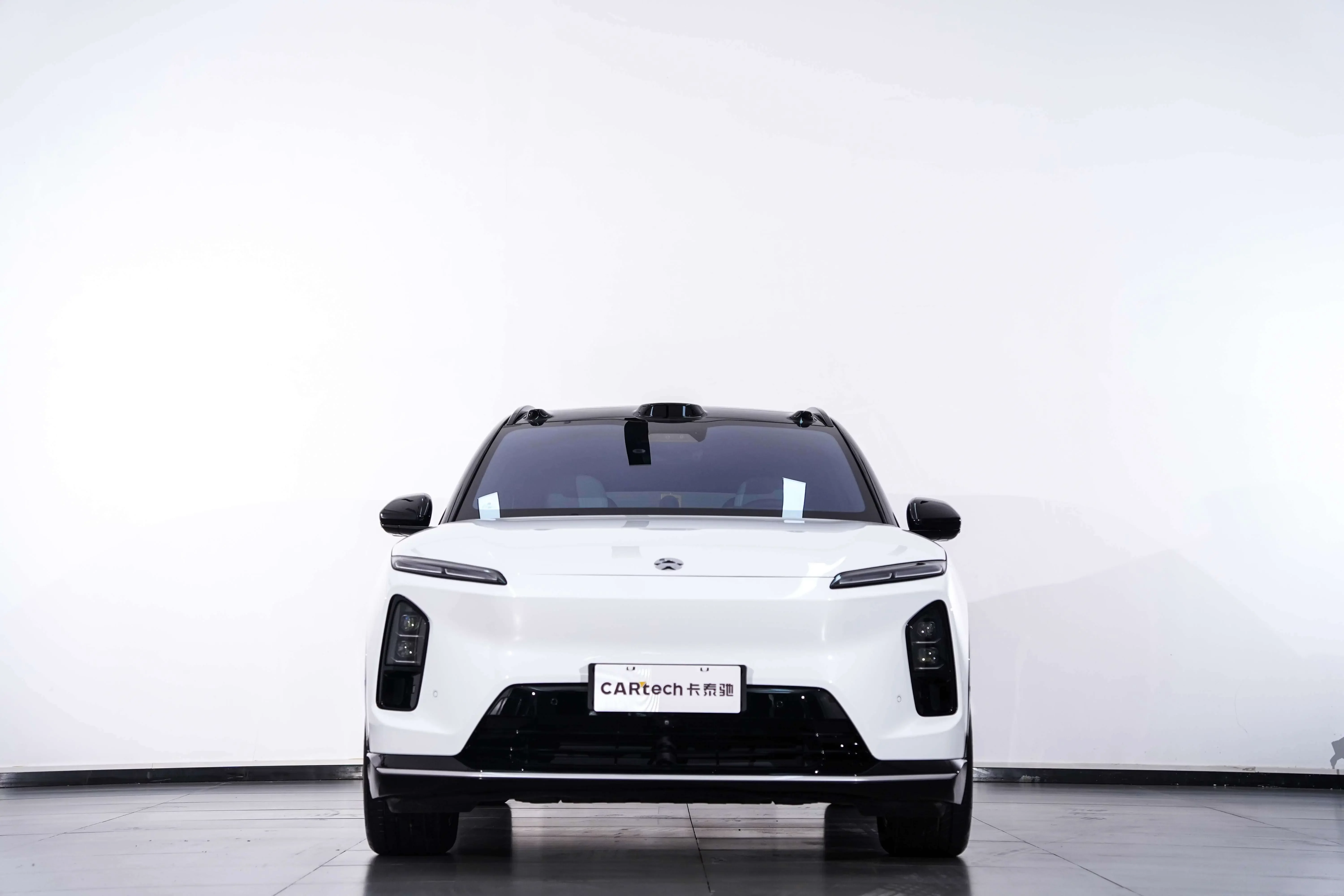 NIO ES6