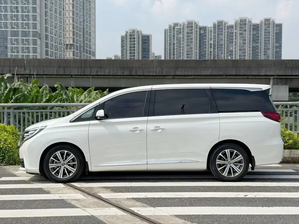 GAC Trumpchi M8
