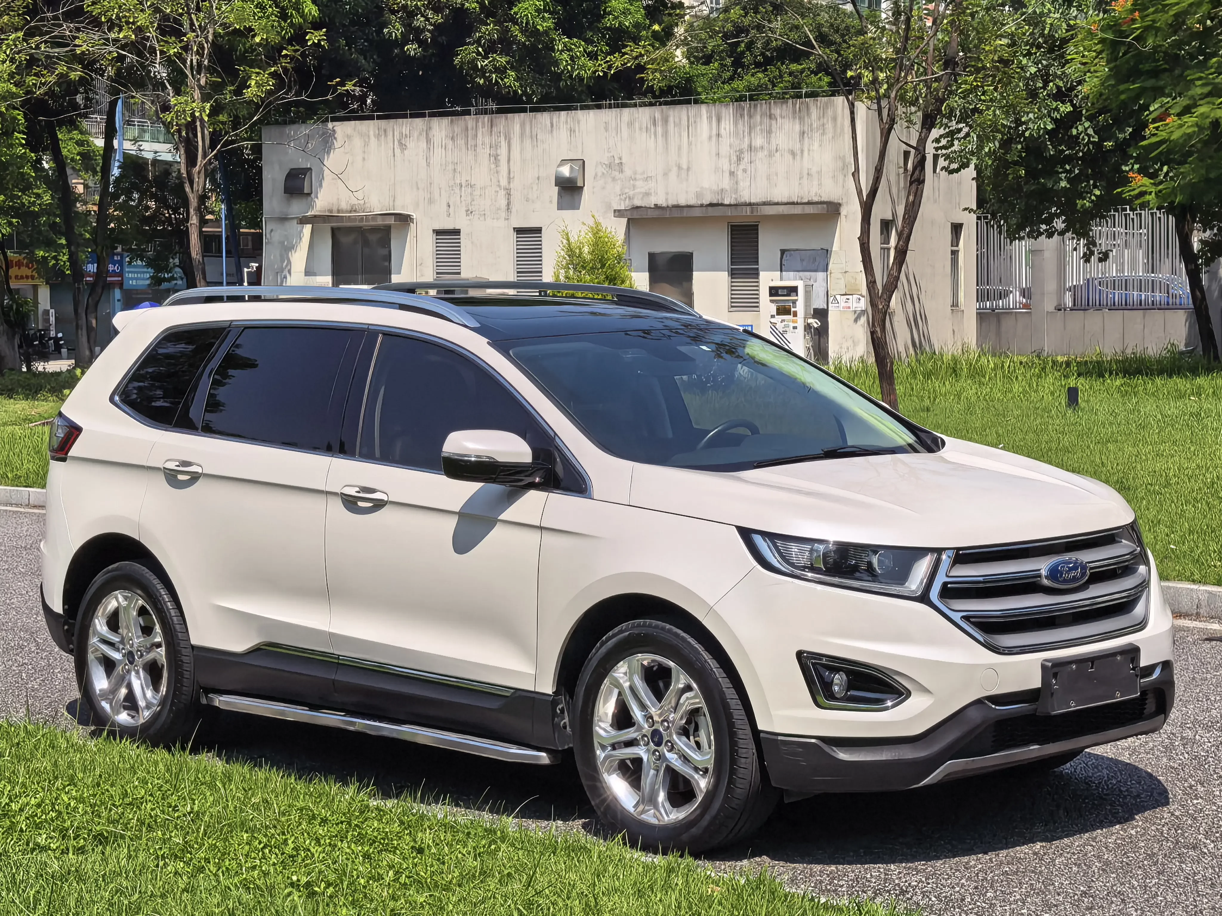 Ford Edge