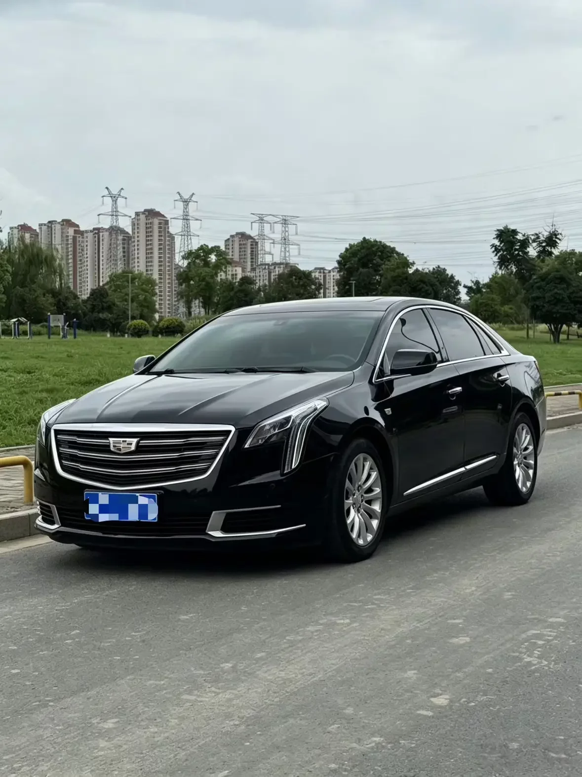 Cadillac XTS