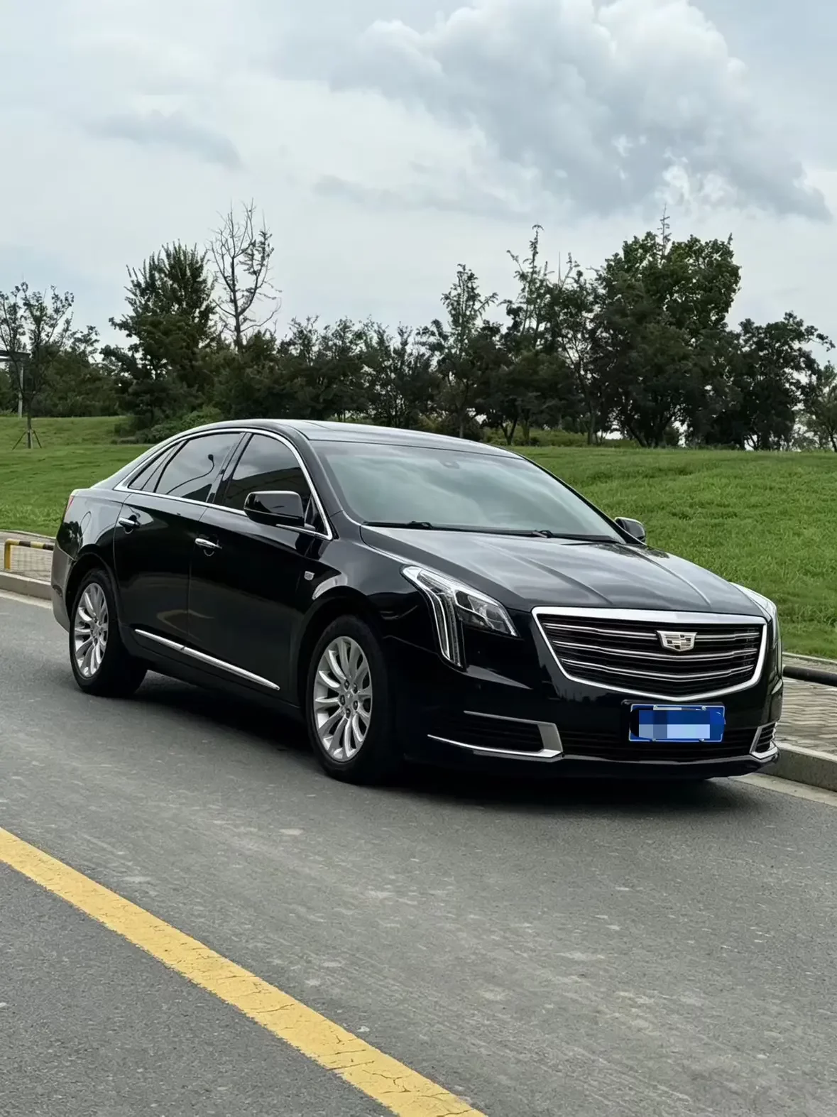 Cadillac XTS