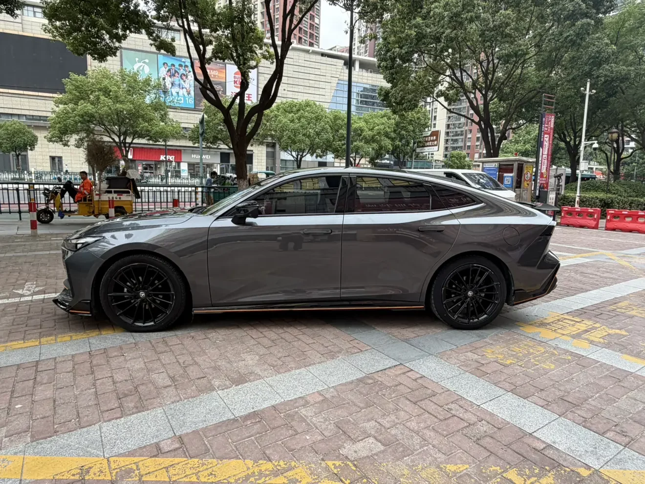 Changan UNI-V