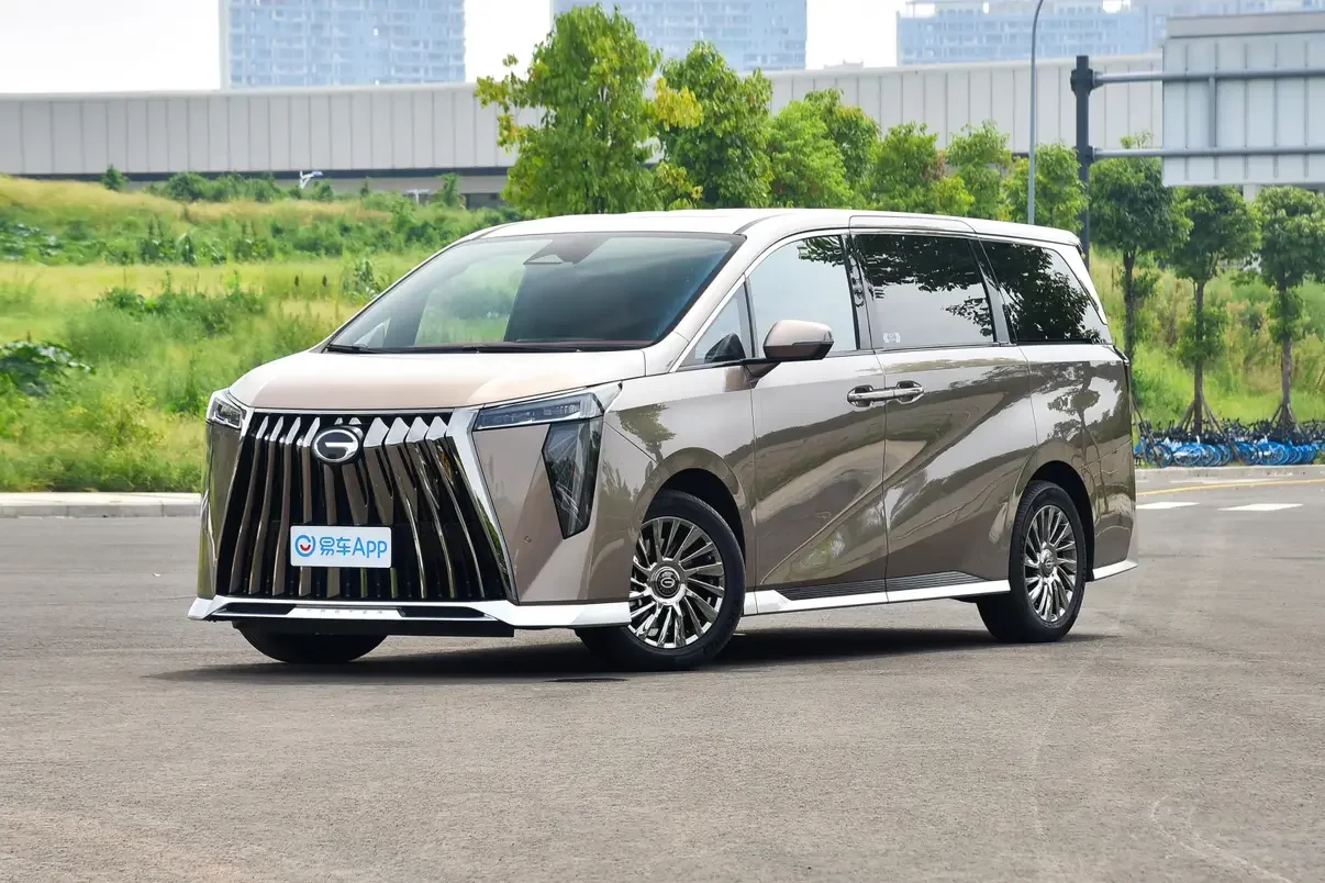 GAC Trumpchi M8
