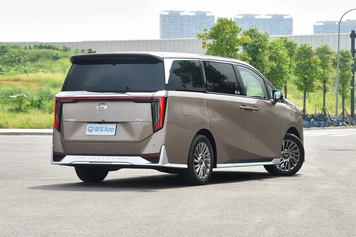 GAC Trumpchi M8