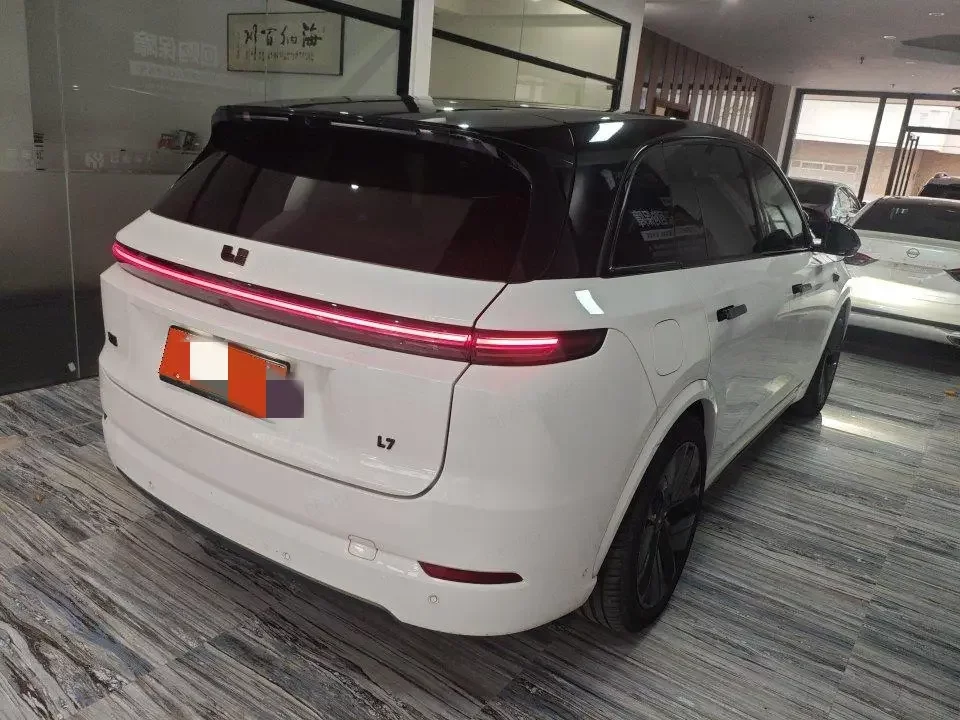 Li L7