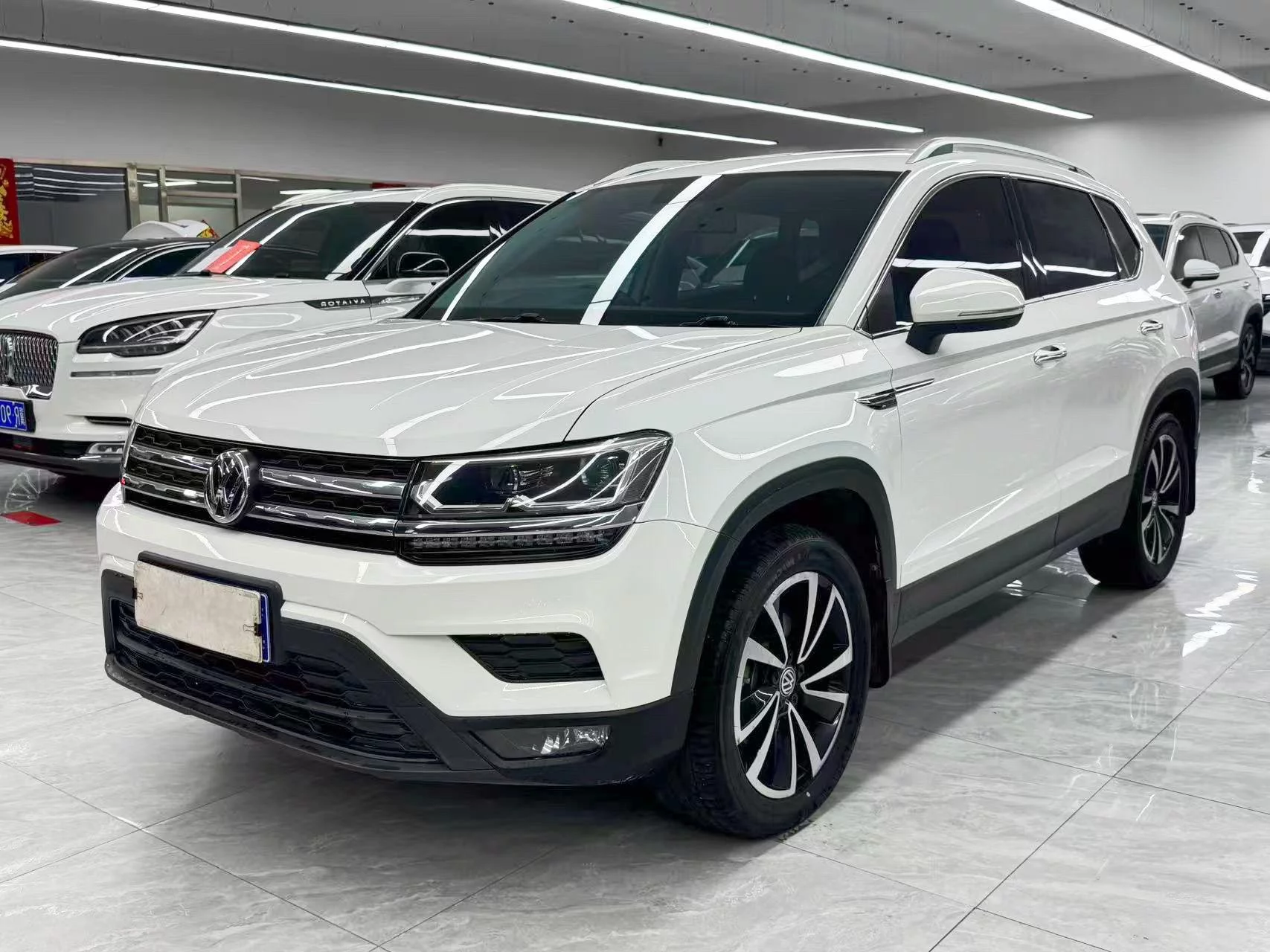 Volkswagen Tharu