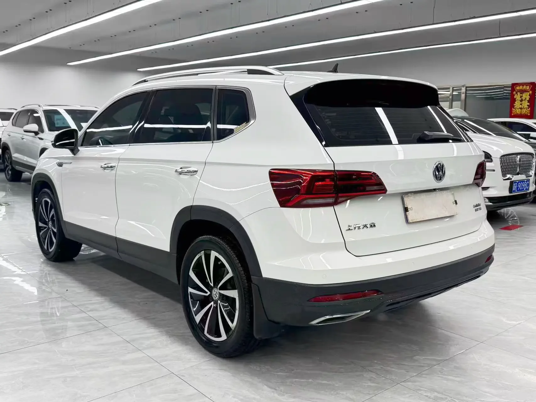 Volkswagen Tharu