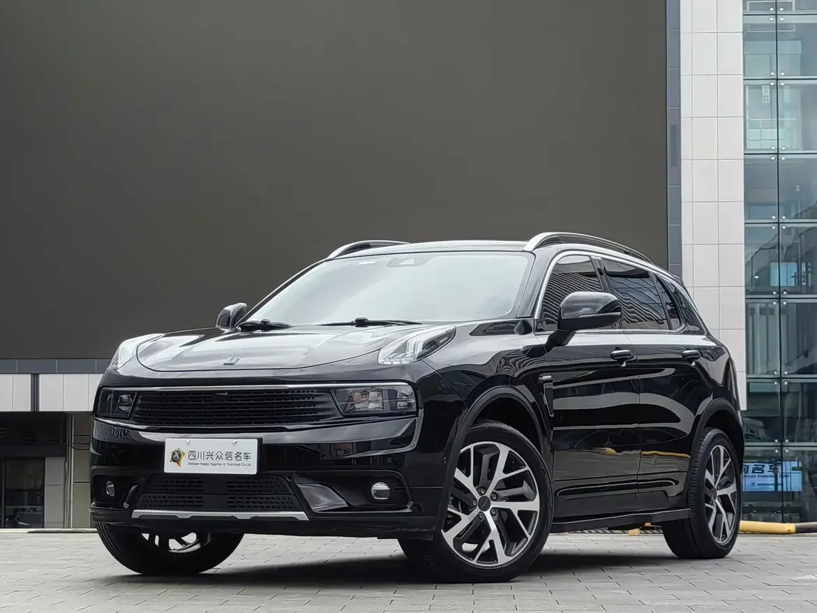 Lynk & Co 01
