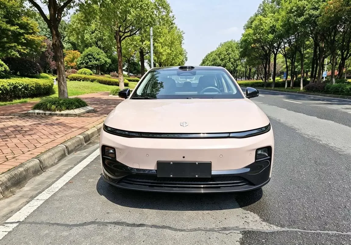 Leapmotor B01