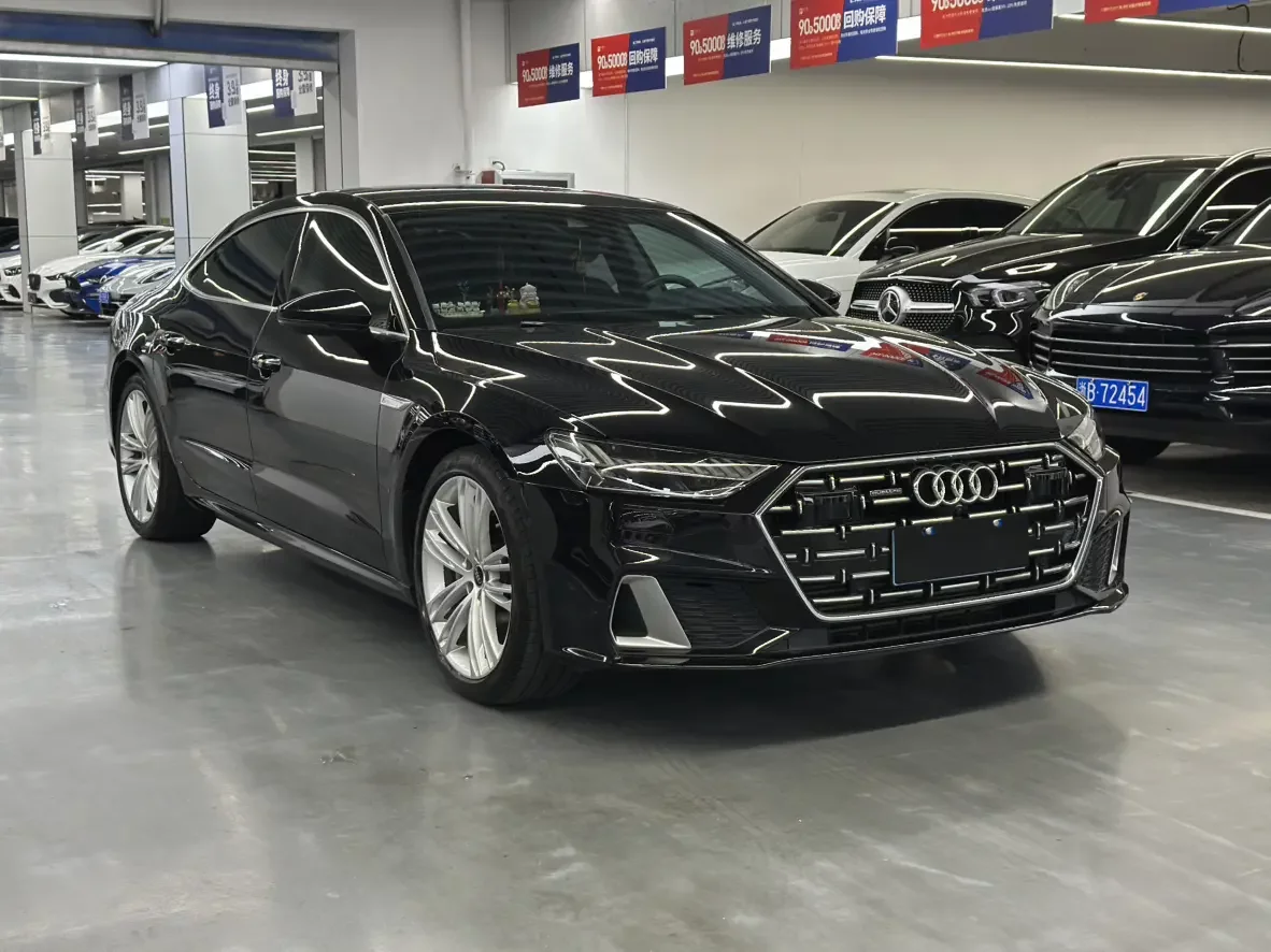 Audi A7L