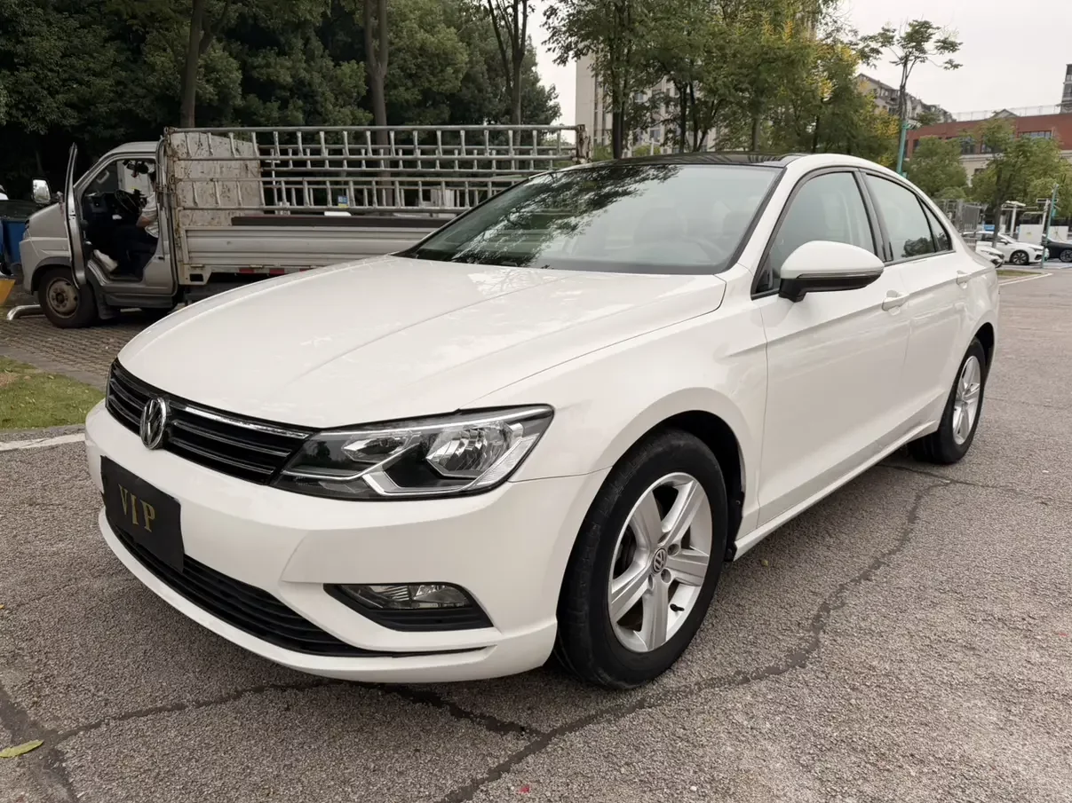 Volkswagen Lamando