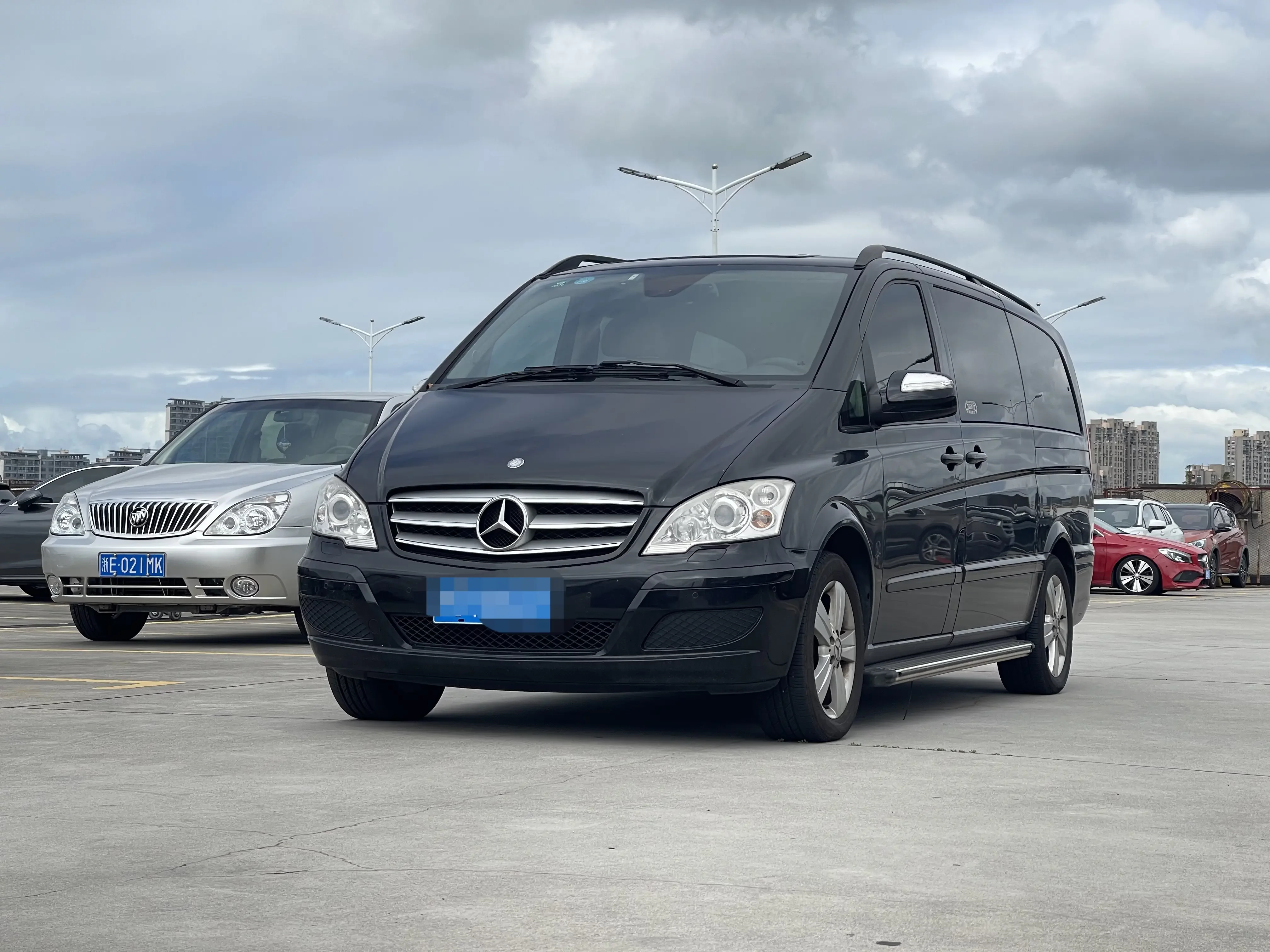 Mercedes-Benz Viano