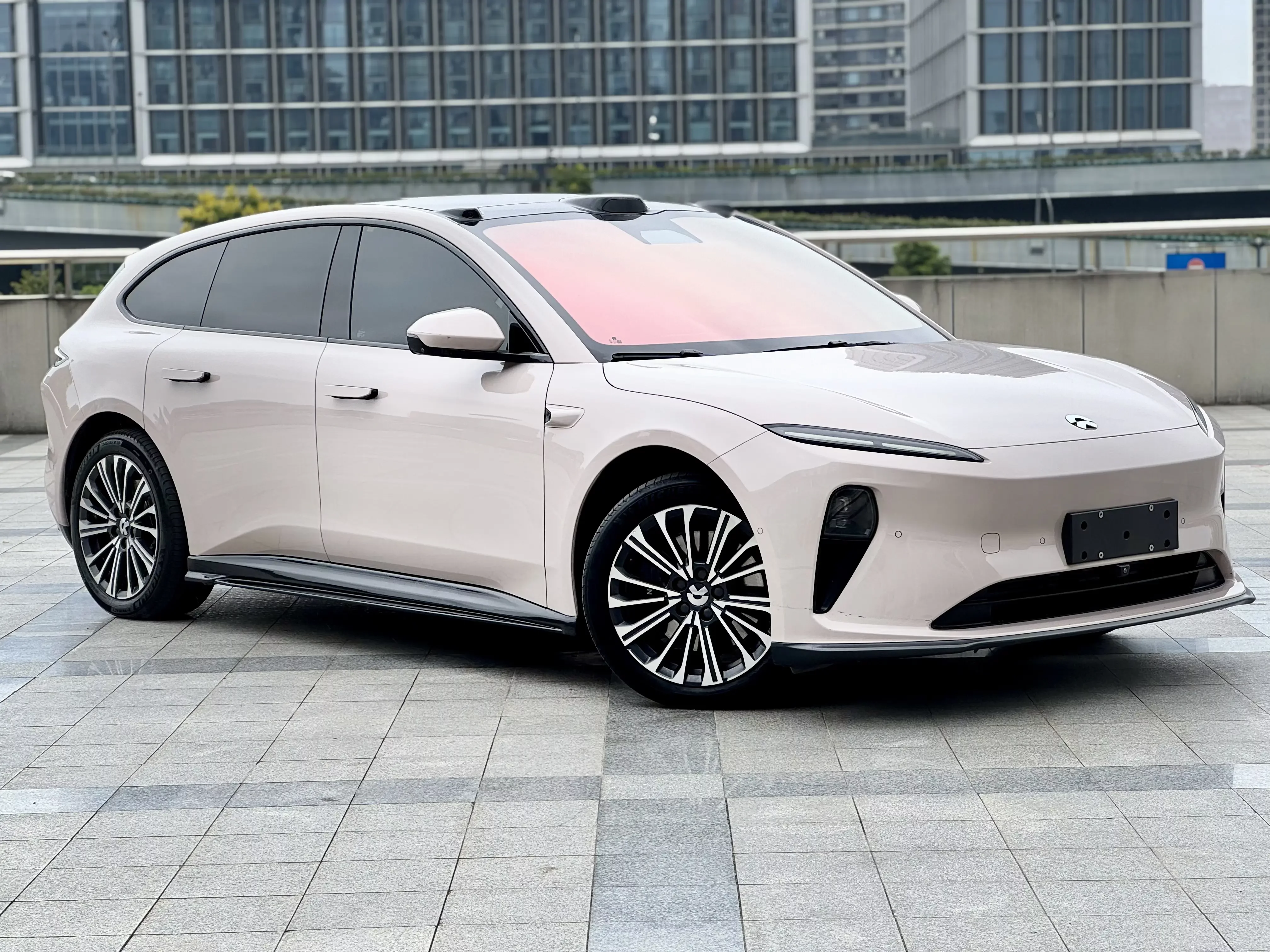 NIO ET5T