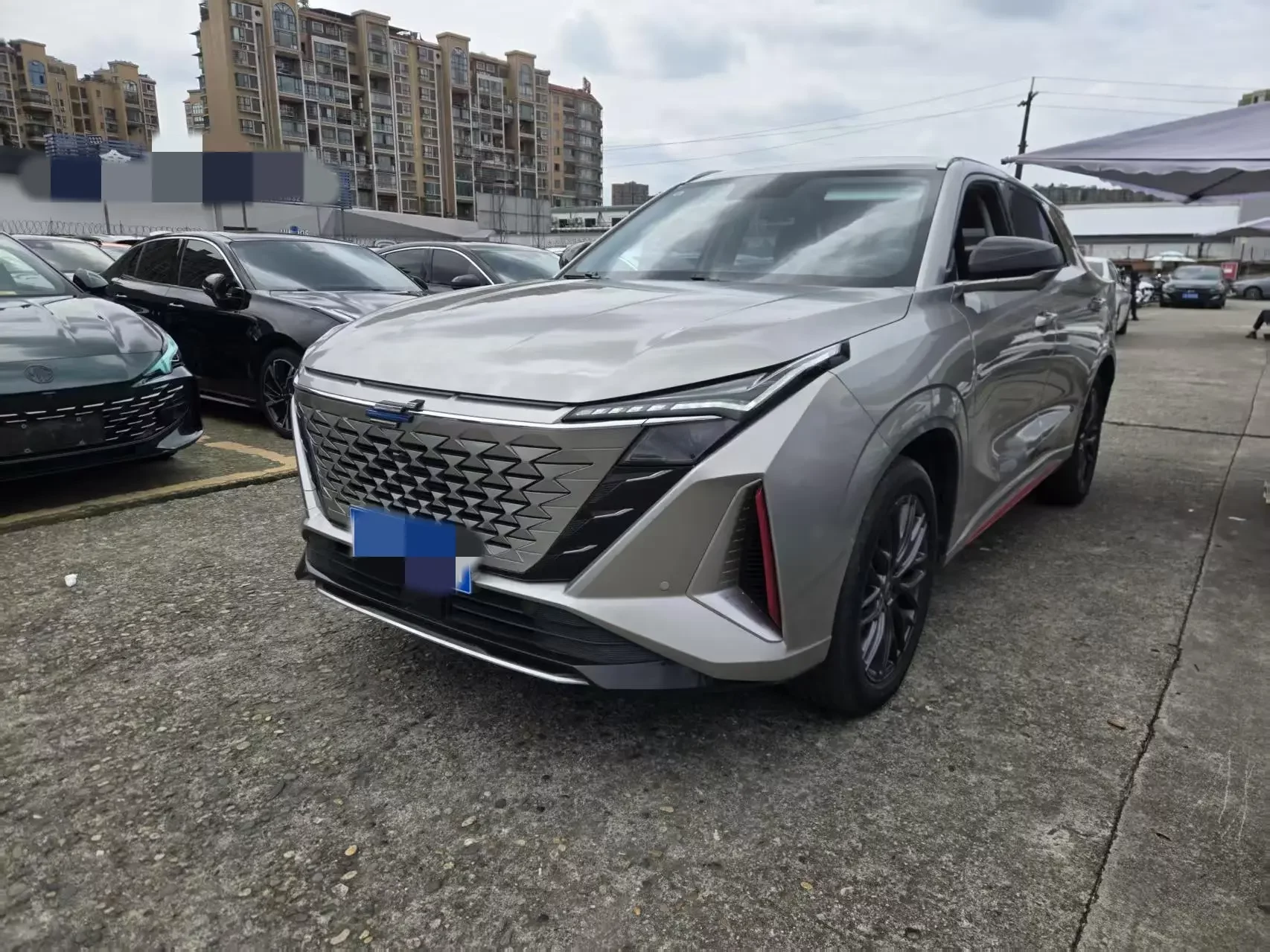 Oshan Changan Auchan Z6