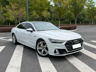 Audi A7L
