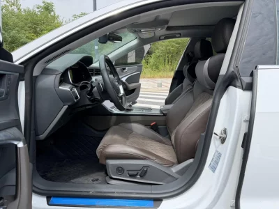Audi A7L