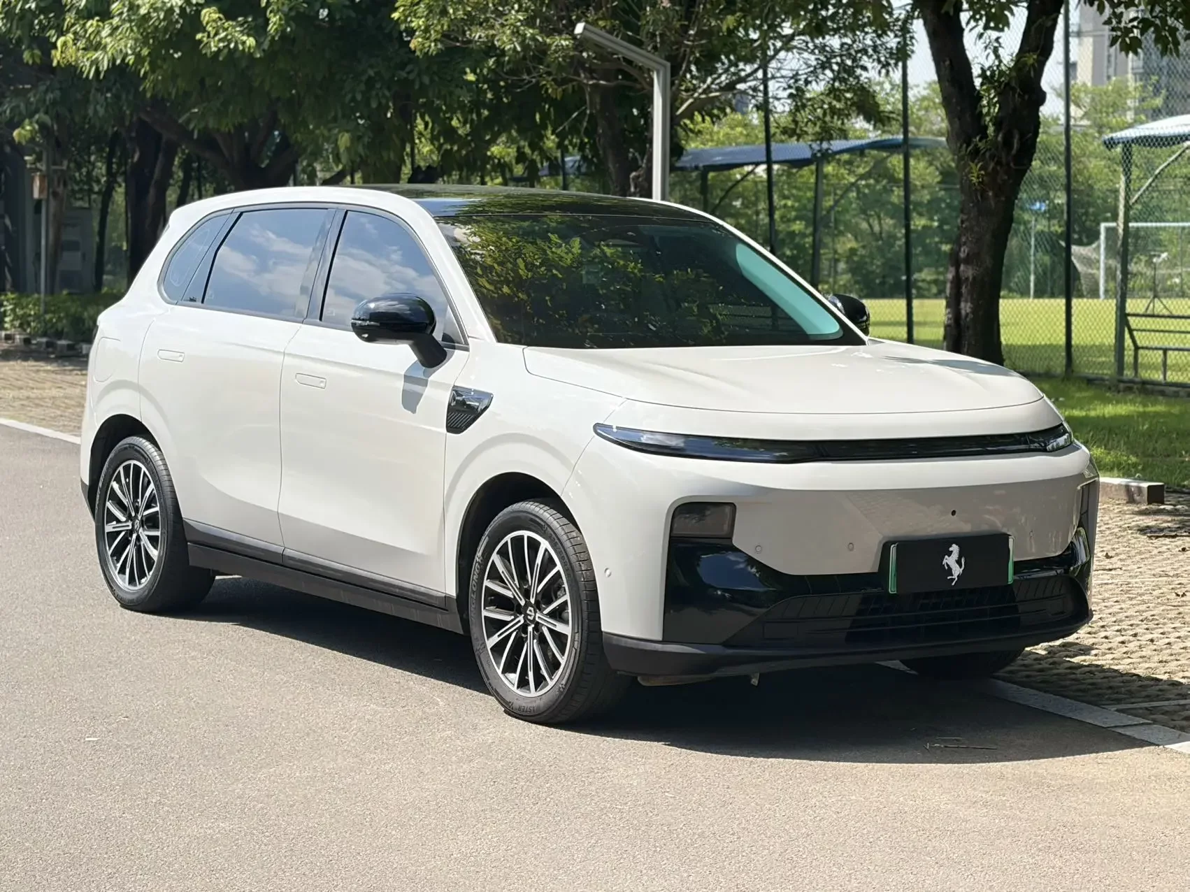 Leapmotor B10