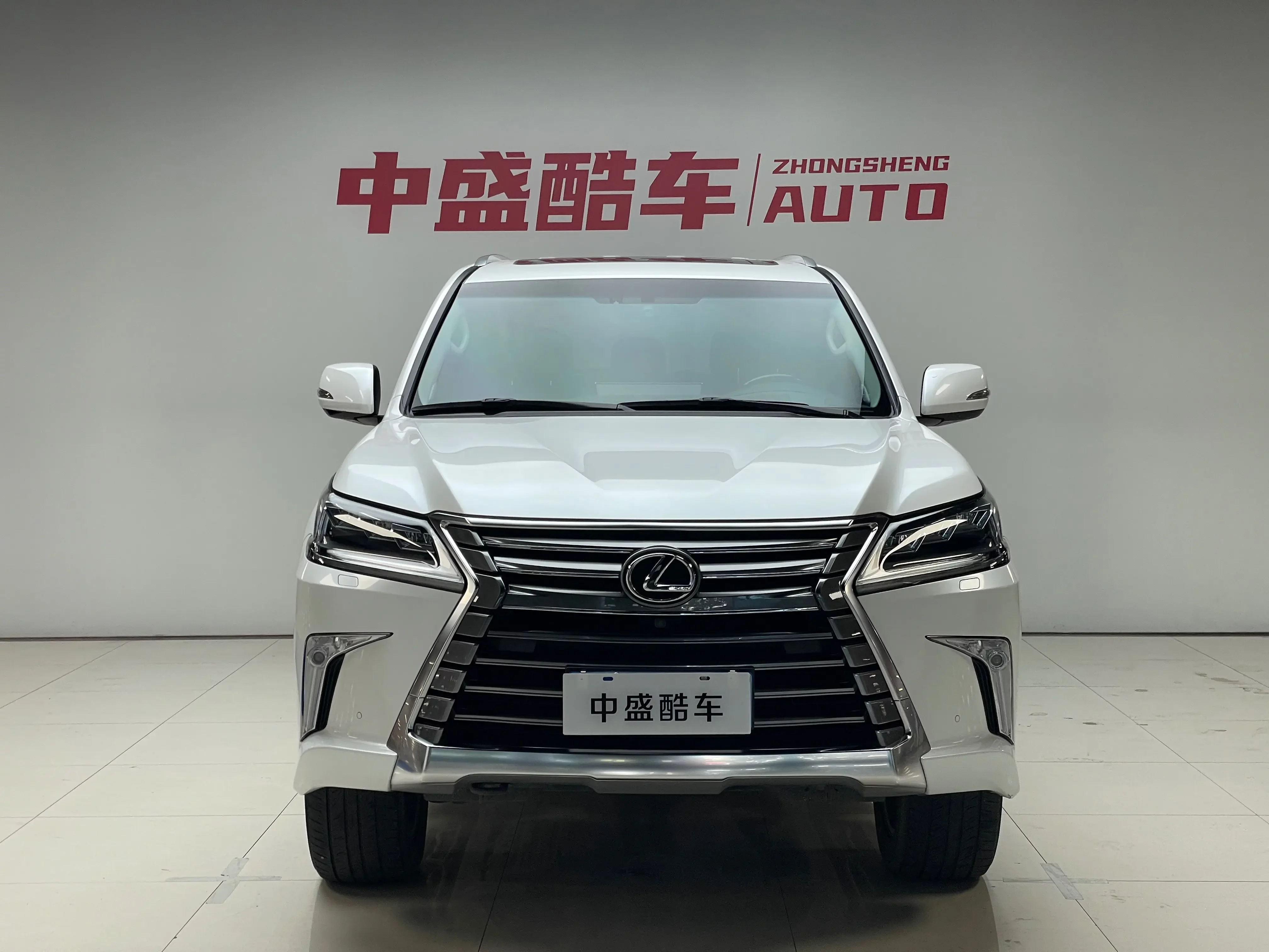 Lexus LX