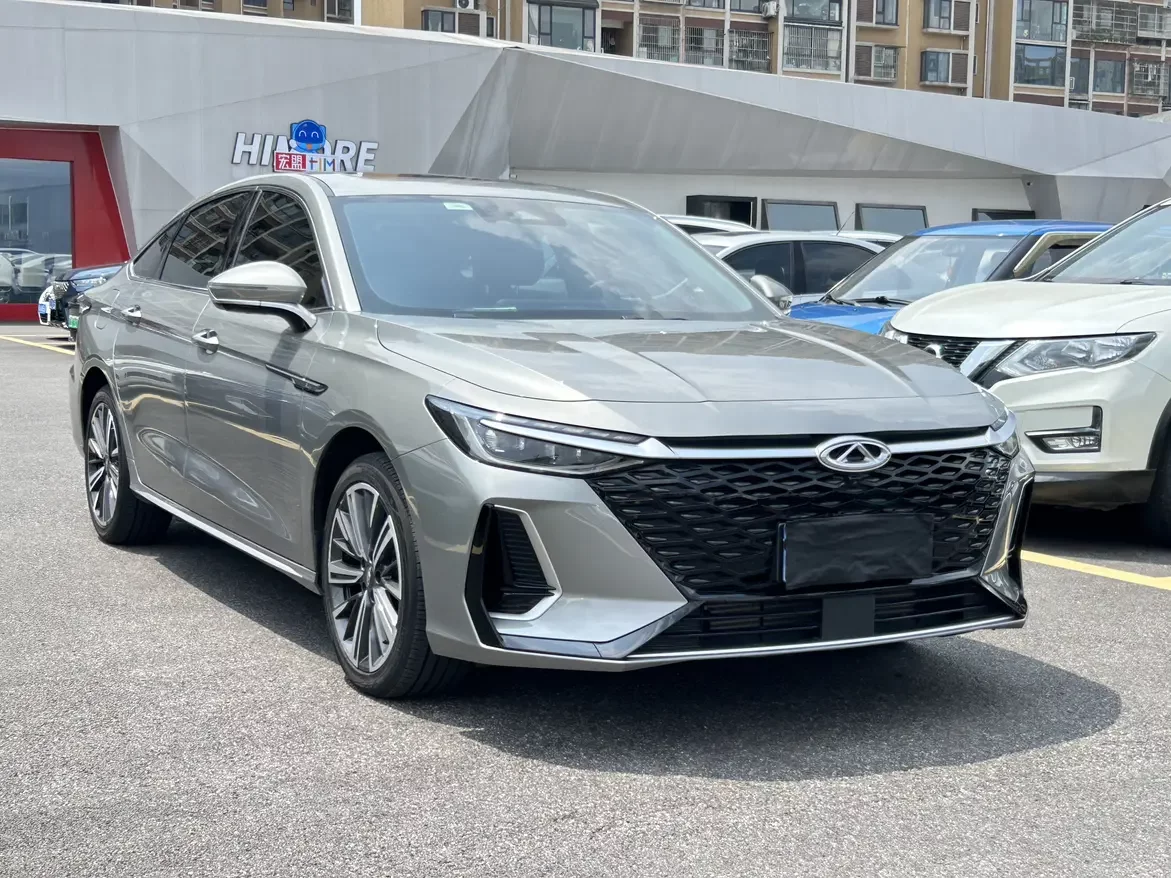 Chery Arrizo 8