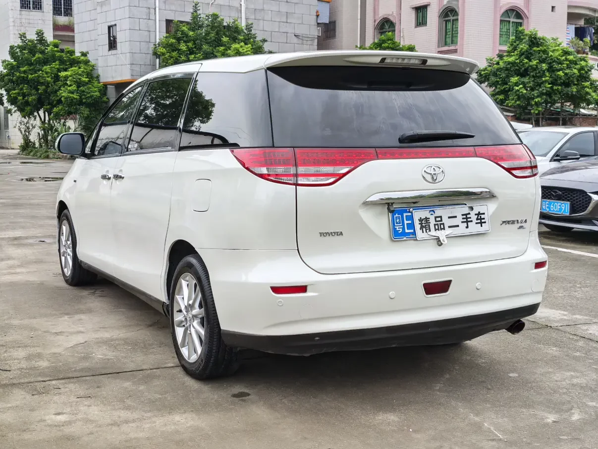 Toyota Previa
