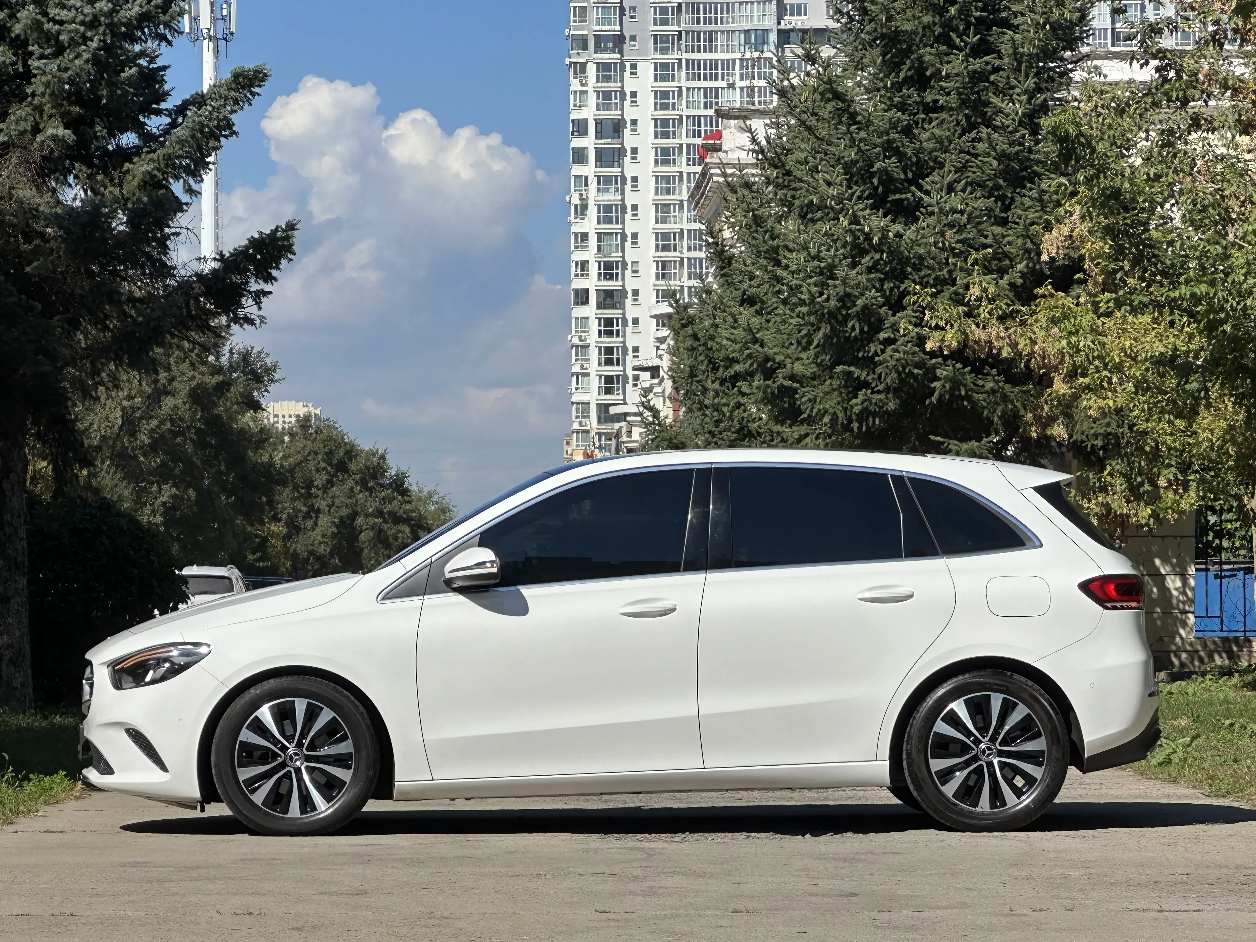 Mercedes-Benz B Class