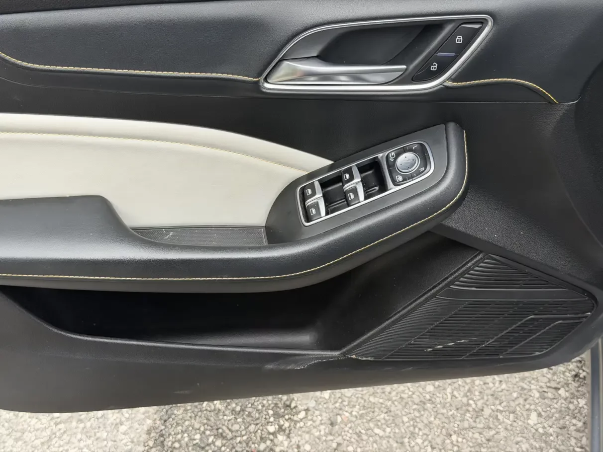 MG 6