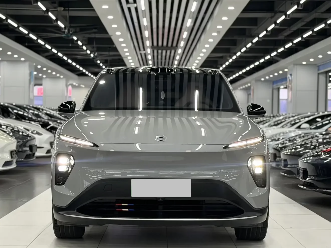 NIO EC7