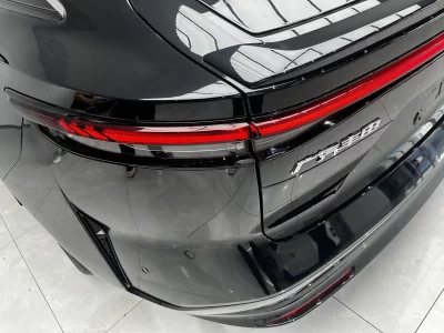 Toyota Platinum 7