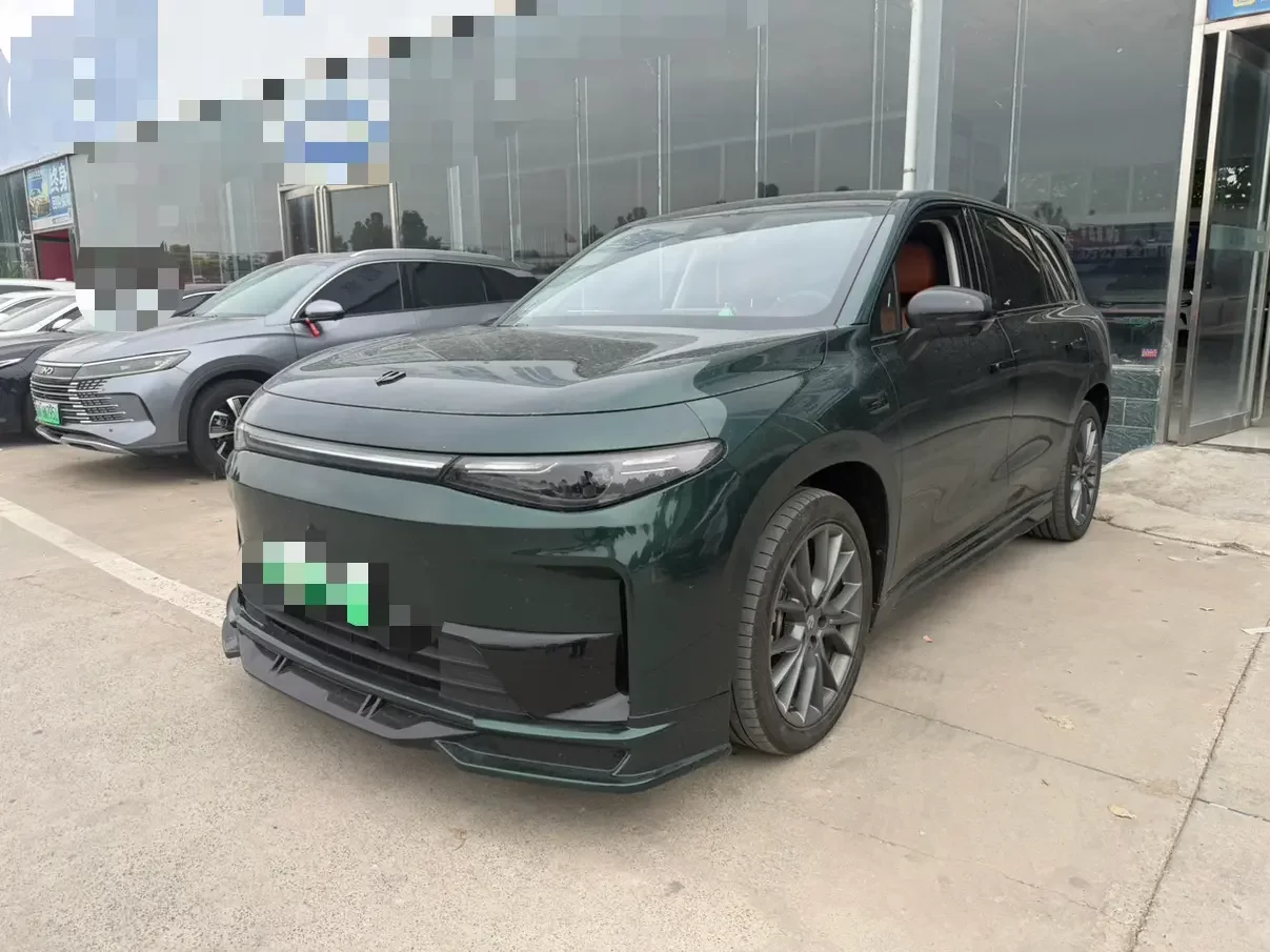 Leapmotor C10