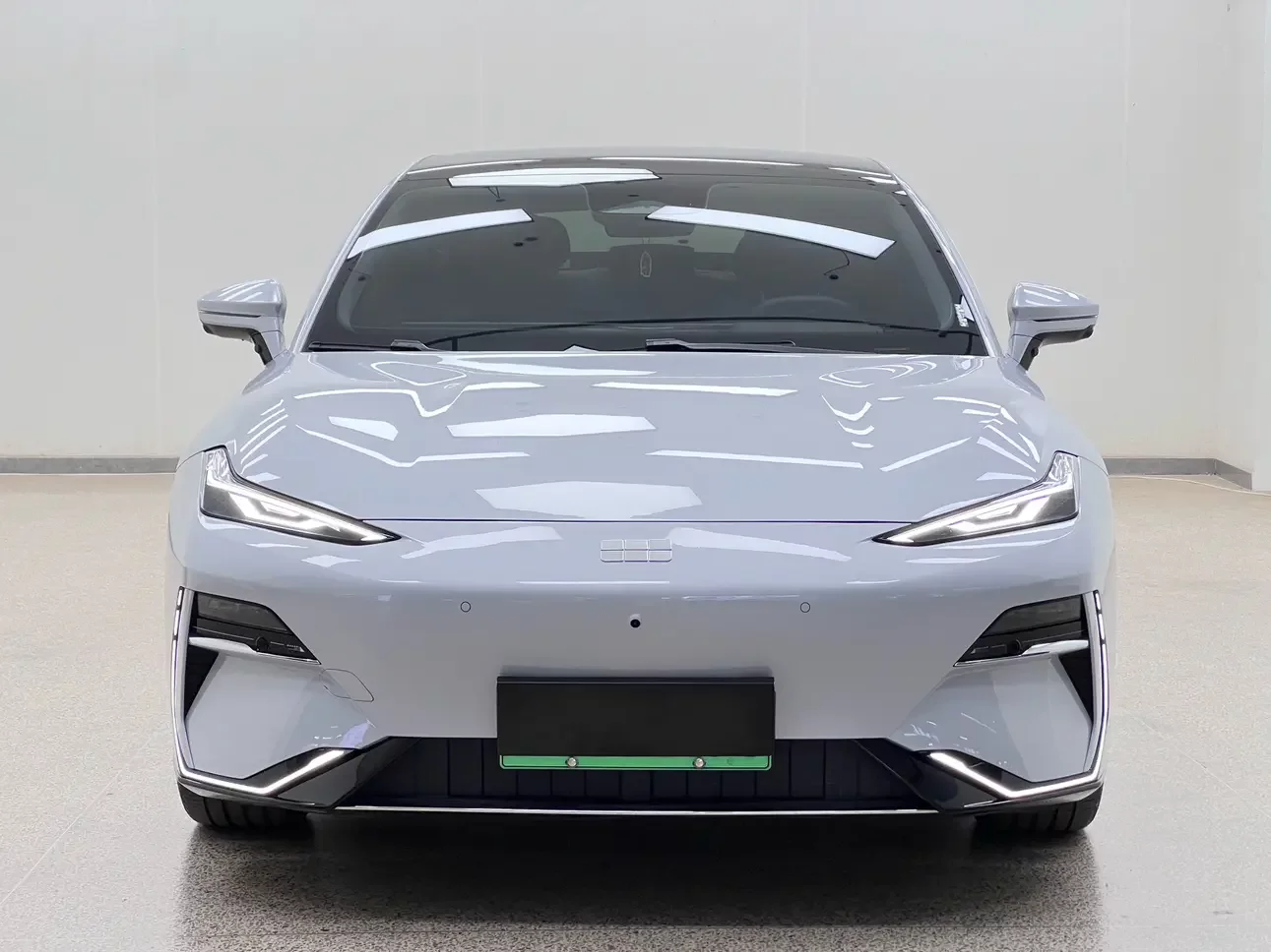 Geely Galaxy E8